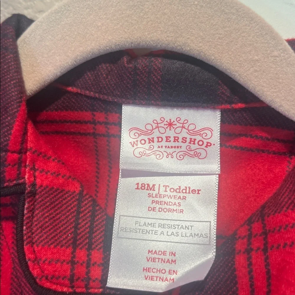 New Wondershop Toddler Boy Girl 2 Piece Pajama Set Red Black Plaid 18 Months NWT